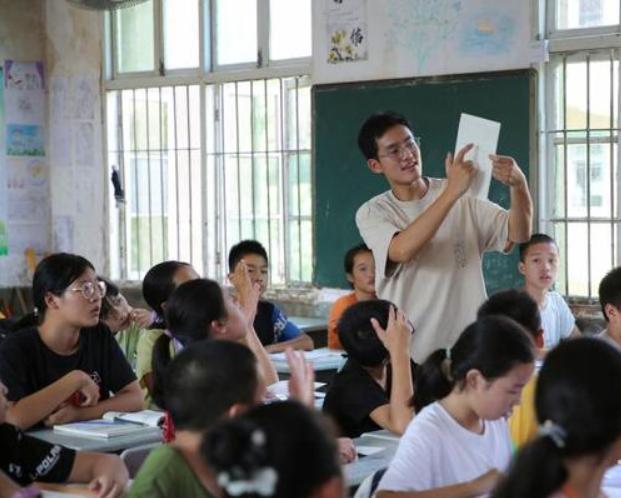 大佬爱美丽(粤语版)