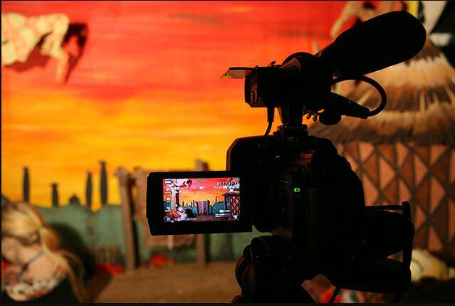 唐尼的成年派对